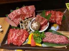 -炼火烤肉店
