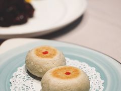 鲜肉月饼-屋里厢上海菜馆