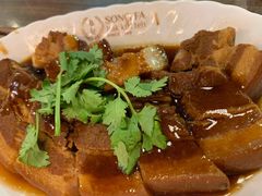 卤扣肉-松發肉骨茶(先得坊店)