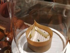 -VERIE BAKEHOUSE