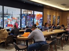 -星巴克臻选(华堂·新辰汇店)
