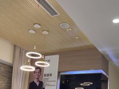-维乐口腔(美维云门诊陆家嘴店)