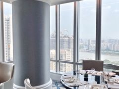 -广州富力丽思卡尔顿酒店