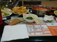 -呷哺呷哺(万达新世界店)