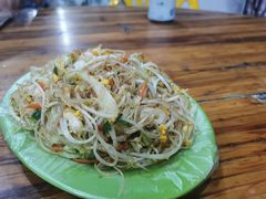 炒米粉-蚝哥花姐湛江烤生蚝(美丽湾市场店)
