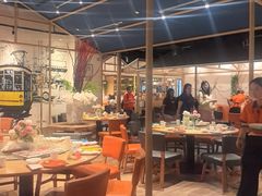 -渝信川菜 · 川味家常菜(财富购物中心店)