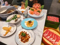 -花和寿喜烧·三文鱼自助专门店(光屿城店)