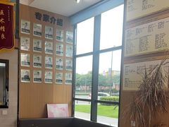 -半岛宠物医院24小时·内窥镜·牙科·碎石中心(府城大道店)