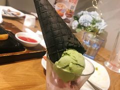 双球冰淇淋-必胜客(百联又一城店)