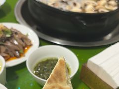 -百菇园野生菌煲(平武店)