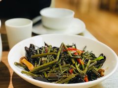 珍菌山野菜-上关雪東北菜(中房金谊店)