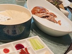 -凤凰园烤鸭店·唐山菜·传承花椒肉(老唐丰路店)