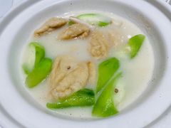 浓鸡汤煮鱼腐-唐宫海鲜舫