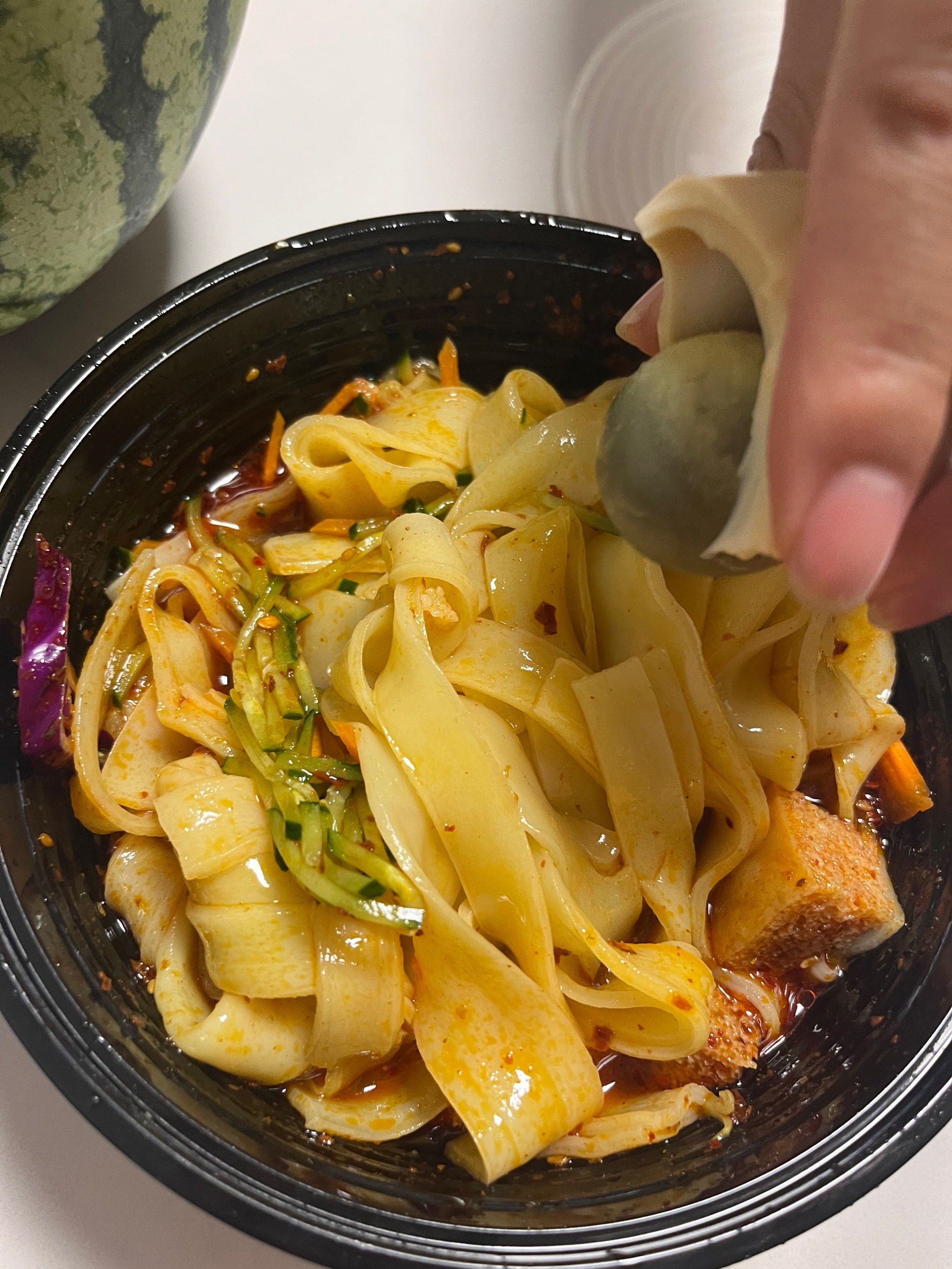 0元玩转这座城大刀凉皮大家应该都有看到