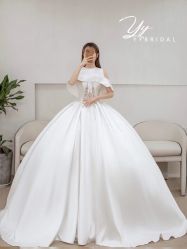 -洋洋婚纱品牌集合店
