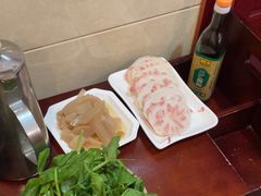 -老来福·非遗酸汤兔(凯旋路店)