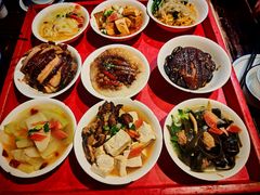 -蓝田九大碗民俗食府(蓝田店)