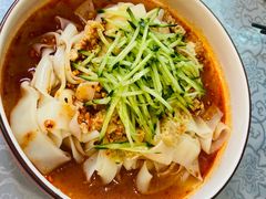 -汗腾格里·风味餐厅(新疆驻京办店)