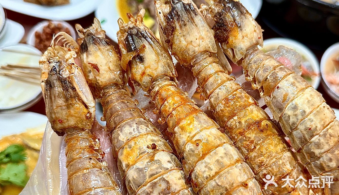 10年街坊大排档！这家海鲜真的爱了……