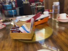 -冶建镜子·老南昌大排档·江西虾王(总店)