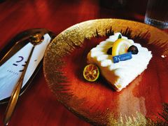 酸奶芝士蛋糕-25#COFFEE(古地石店)