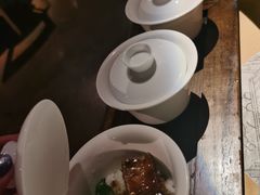 -穹六人间 people 6(岳阳路店)