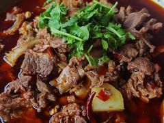 -大众跷脚牛肉馆·非遗传承单位(峨眉山店)