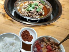 -大众跷脚牛肉馆·非遗传承单位(峨眉山店)