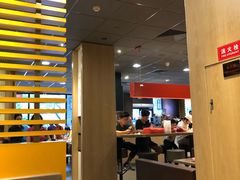-麦当劳(杭州西湖银泰百货店)