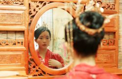 -汉仪华裳汉服馆(打浦桥店)