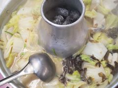 -Whampoa Keng Fish Head Steamboat @ Balestier