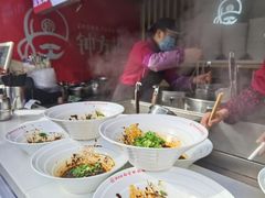 自助取餐区-钟方模白家肥肠粉(春熙店)