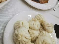 猪肉大葱包子-奥华餐厅·老张记(台基厂店)