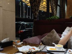 -戈尔登酒店·满堂彩咖啡厅