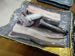 特色烤鳗鱼-奉座泥炉烤肉·活鳗·稻草黄油鸡(龙美店)