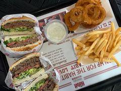 -The Habit Burger Grill 哈比特汉堡(爱琴海店)