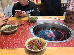 -赵美丽·重庆社区火锅·直营店(火车东站·中豪国际店)