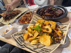 -郑记•不夜城烧烤•龙虾•虾蟹(黄鹤楼店)