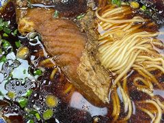 熏鱼红汤面-刘长兴(逸仙桥店)