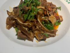 -费大厨辣椒炒肉(万家丽一店)