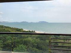 -三亚湾海居铂尔曼度假酒店