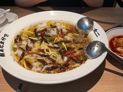 -太二酸菜鱼(武汉光谷保利店)