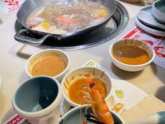 -左庭右院鲜牛肉火锅(浦江欢乐颂店)