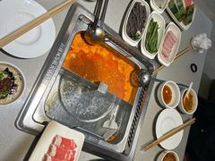 -海底捞火锅(新松江路生日主题店)