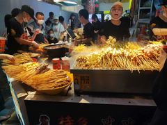 -汇吃汇喝美食街(上海建发浦悦荟广场店)