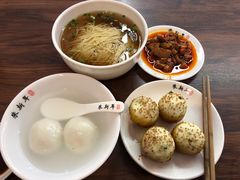 -朱新年·苏式汤团·面点(北寺塔店)
