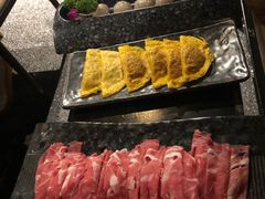 干贝咸蛋黄虾滑-哥老官重庆美蛙鱼头(西湖银泰十一哥店)