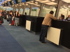 -西沃古尔·拉姆古兰爵士国际机场