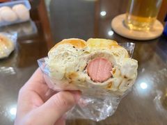 挚爱肠仔-三只蜜蜂蛋糕(东城店)