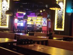 -Helens海伦司小酒馆(上海东明广场店)